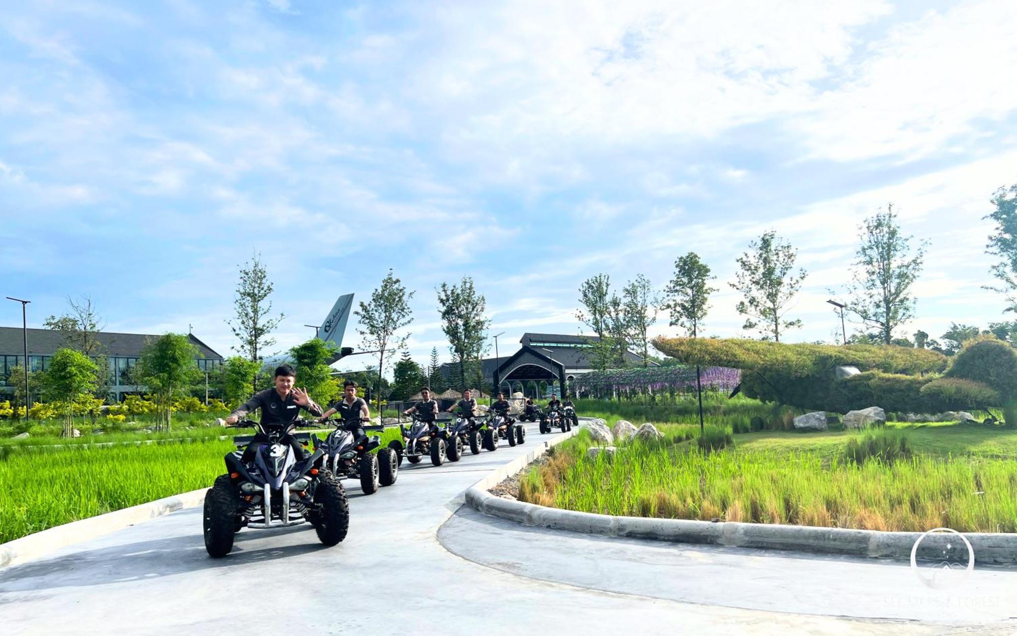 See Stars & Forest Resort Amphoe Sawang Daen Din Екстер'єр фото