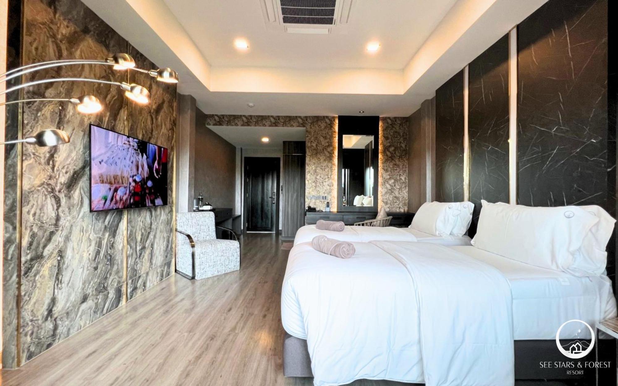 See Stars & Forest Resort Amphoe Sawang Daen Din Екстер'єр фото