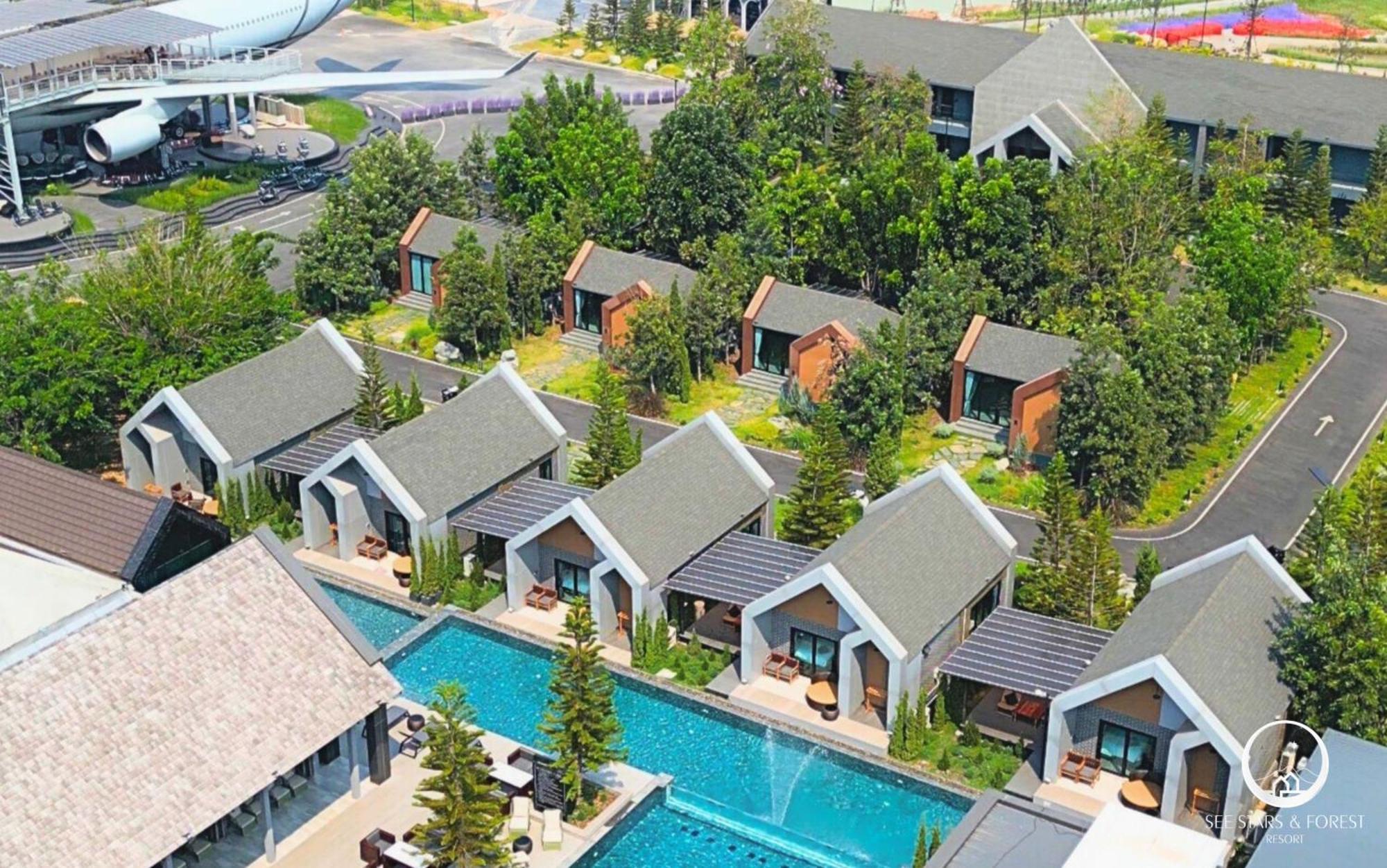 See Stars & Forest Resort Amphoe Sawang Daen Din Екстер'єр фото