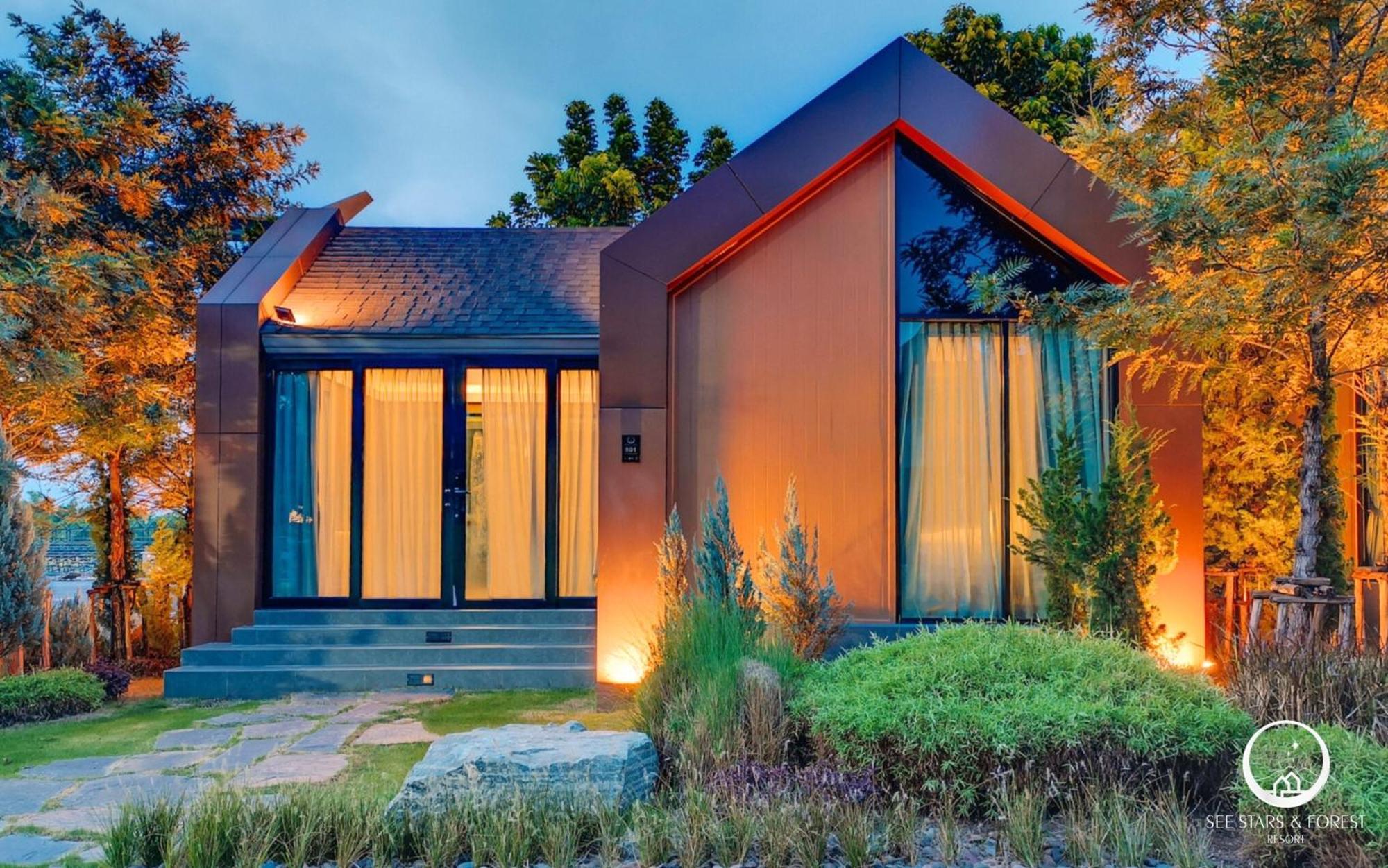 See Stars & Forest Resort Amphoe Sawang Daen Din Екстер'єр фото